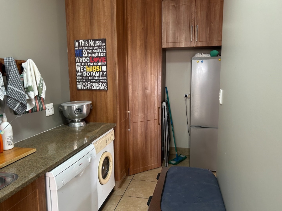 4 Bedroom Property for Sale in Blue Mountain Village Western Cape